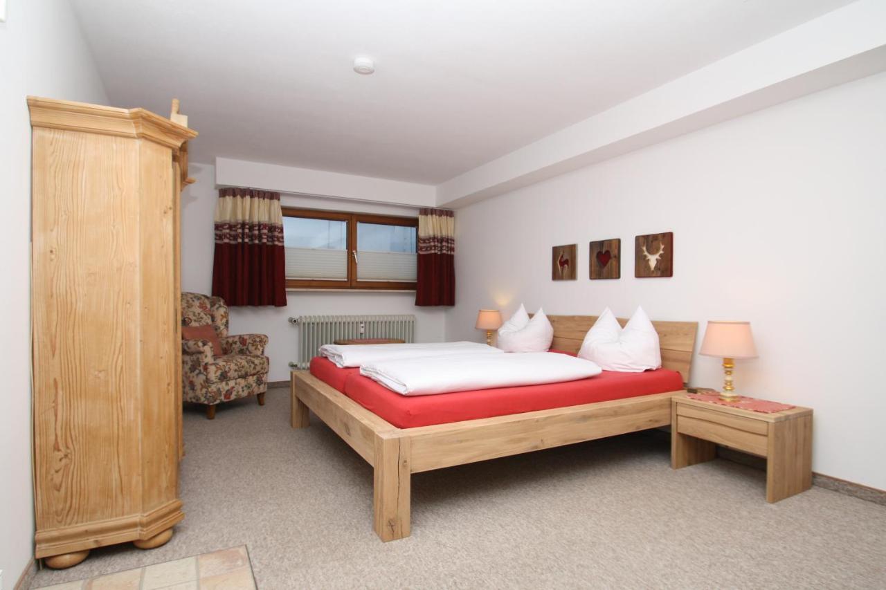 Apartment Xenia Garmisch-Partenkirchen Bagian luar foto
