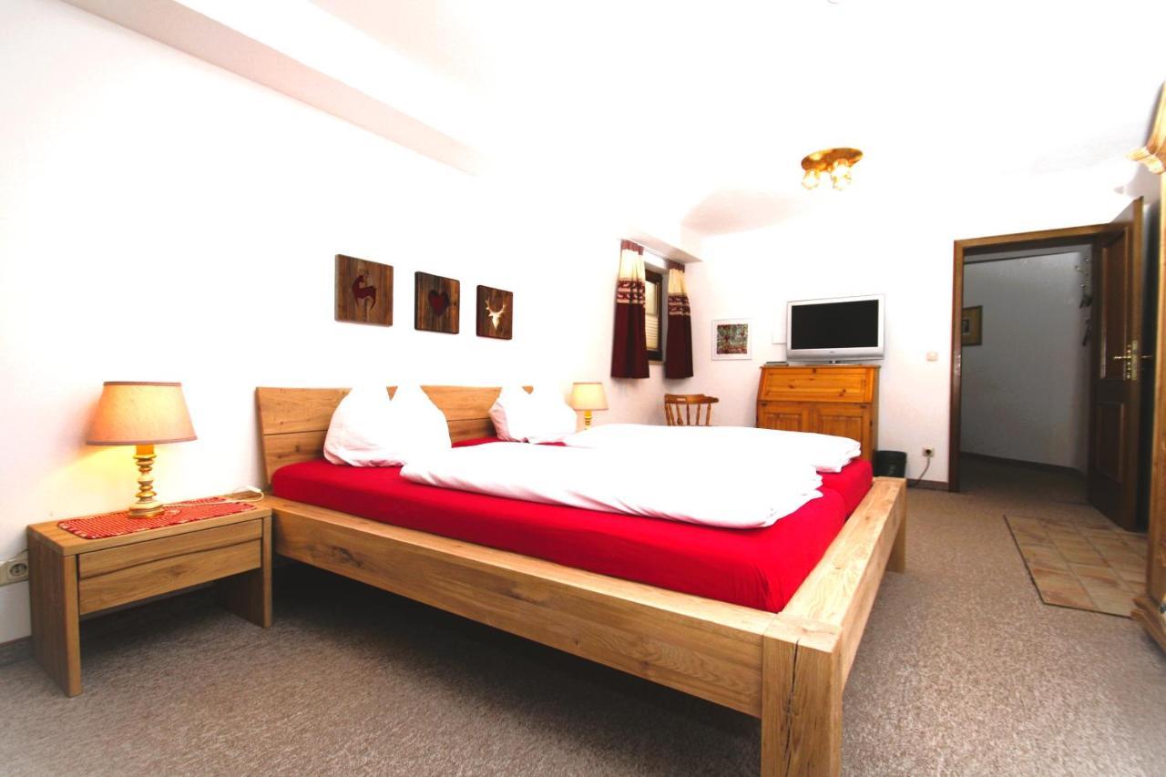 Apartment Xenia Garmisch-Partenkirchen Bagian luar foto